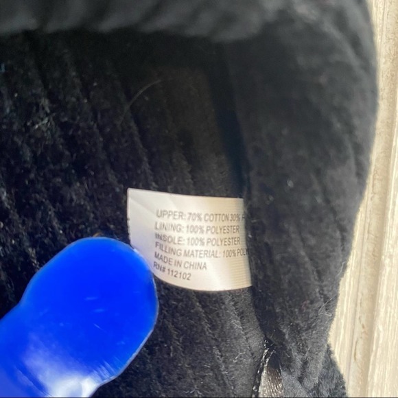 ⭐️$4 w/Bundle⭐️ CUDDL DUDS BLACK SLIPPER SANDALS NEW WITHOUT TAGS SIZE S… - Picture 3 of 6